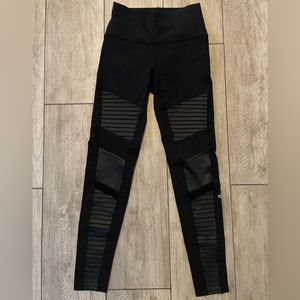 Alo Yoga Moto Leggings Size Medium